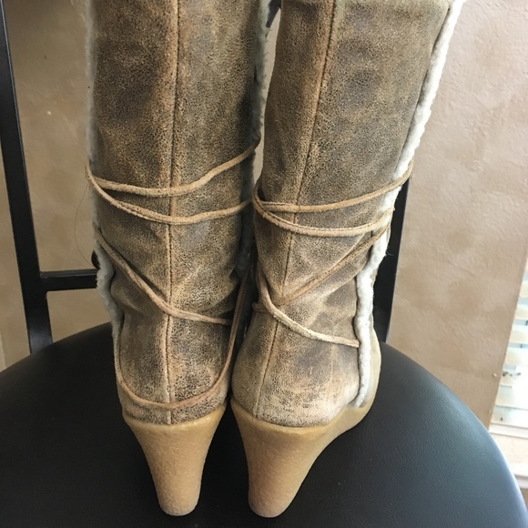 Last chance: Michael Kors Suede Lace-up Mid-calf Wedge Boots size 5.5 - Picture 2 of 7